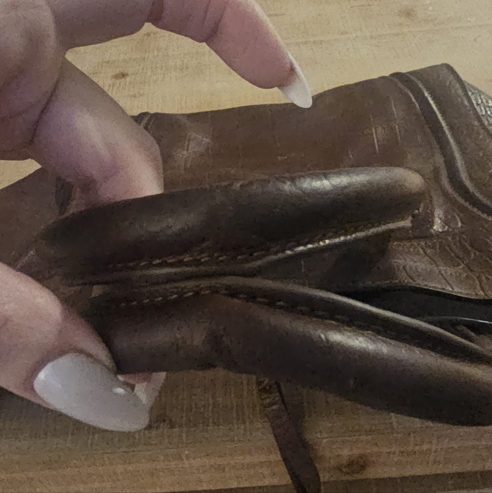 Lux Phantom Style Batwing Smile Designer Purse - Picture 8 of 8